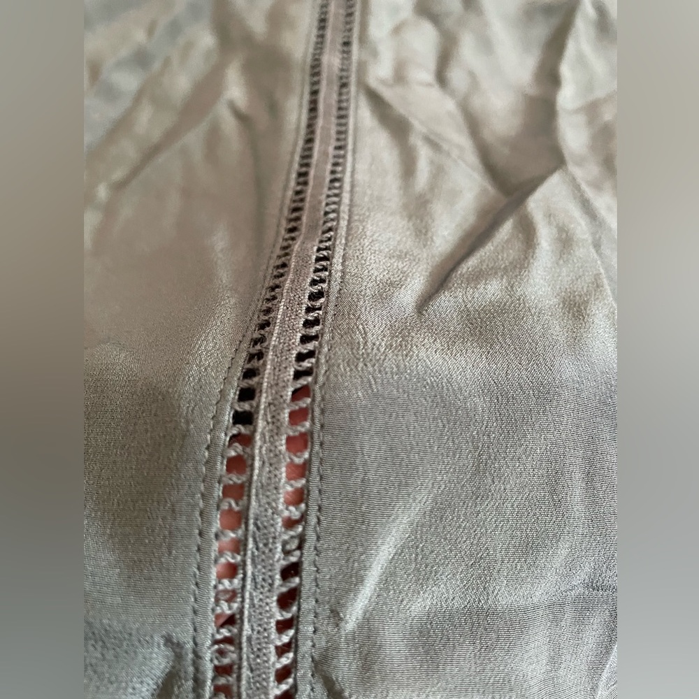 Cute Professional Blouse. - image 4